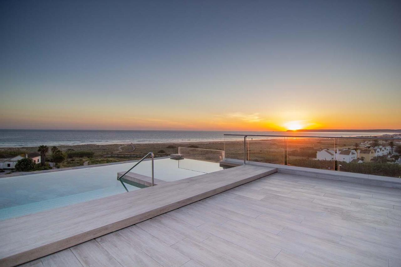 Zahara Beach & Spa By Qhotels - Adults Recommended Zahara de los Atunes Exterior foto Sunset at the beach